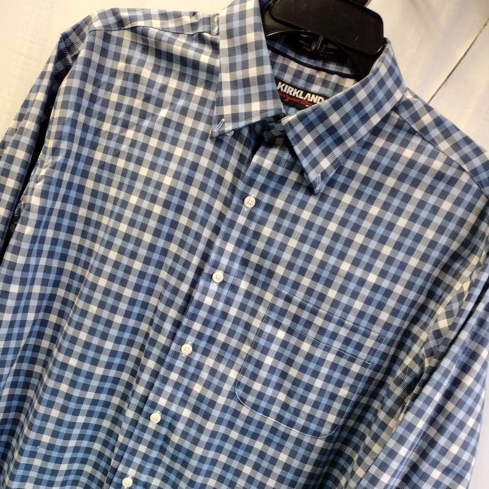 Kirkland Signature Men's Long Sleeve Plaid Button Up Shirt Blue - Size XL - Picture 2 of 6